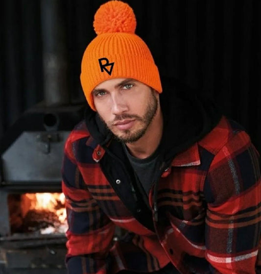 Knitted Ribbed Pom Pom Beanie